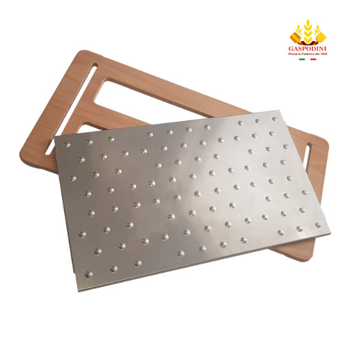 Beech cutting board with